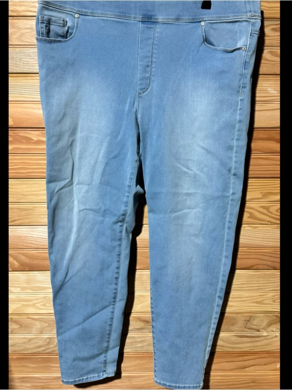 Gloria Vanderbilt Light Wash Skinny Tummy Control Jeans